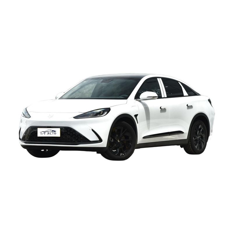 Arcfox Alpha TS Elektro-SUV mit 160 kW Maximalleistung und 0,42 Stunden Ladezeit