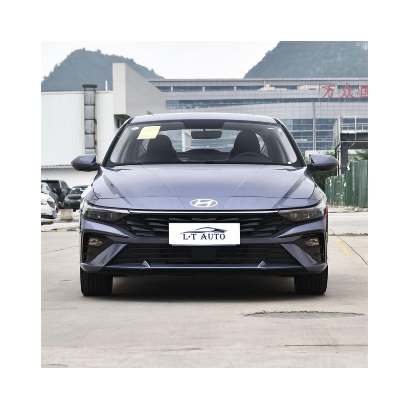 Elantra Limousine 4-Türer 5-Sitzer mit 360° Rückkamera und maximalem Drehmoment Nm 100-200Nm